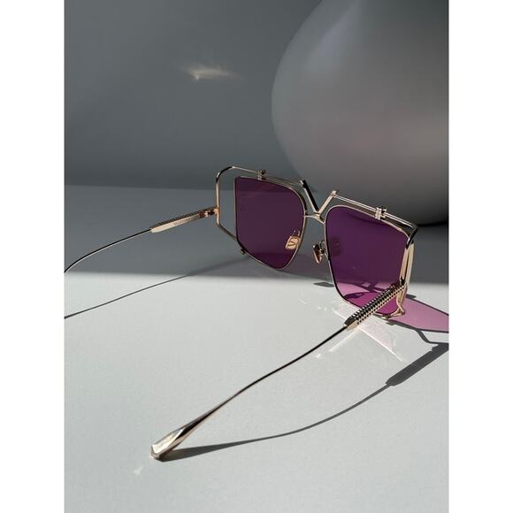NEW Valentino VLS116-C Gold Pink Oversized Square Sunglasses - Picture 8 of 10